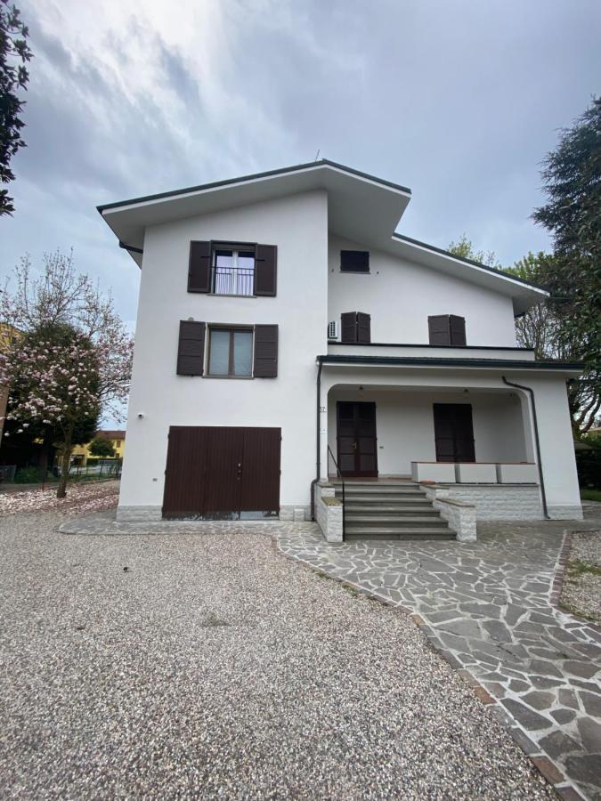 Casa Bellodi Novi di Modena Exterior foto